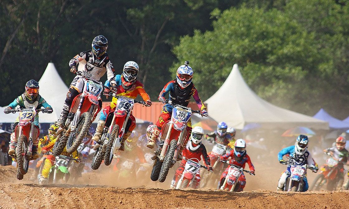 How to Start Racing with a Dirt Bike