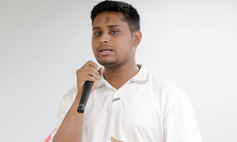 শেখ হাসিনার পতন না হলে কোন কোন টিভি চ্যানেল পুরস্কার পেত- প্রশ্ন হাসনাতের